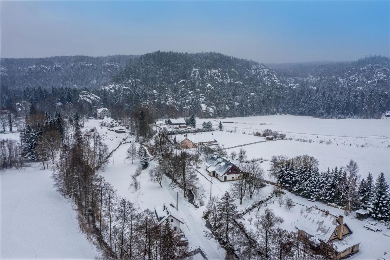 U Ozveny Hotel Dolni Adrspach Eksteriør billede