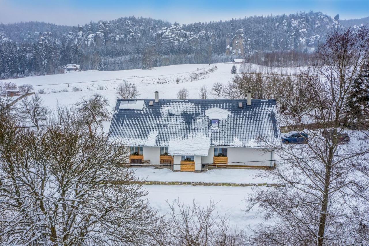 U Ozveny Hotel Dolni Adrspach Eksteriør billede