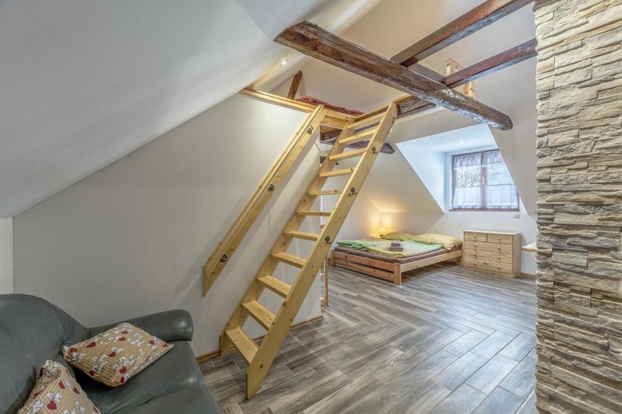 U Ozveny Hotel Dolni Adrspach Eksteriør billede